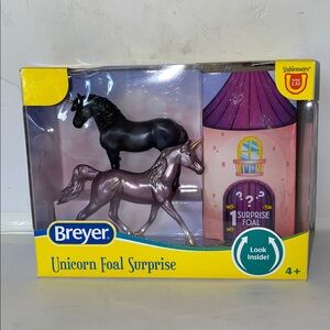 NIOB Breyer Enchanted Forest Family Unicorn Foal Surprise 1-32 Scale